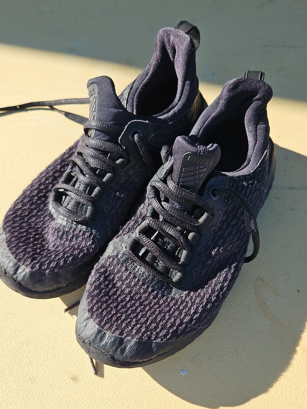 Nike Women's Black and Dark Purple Athletic Shoes